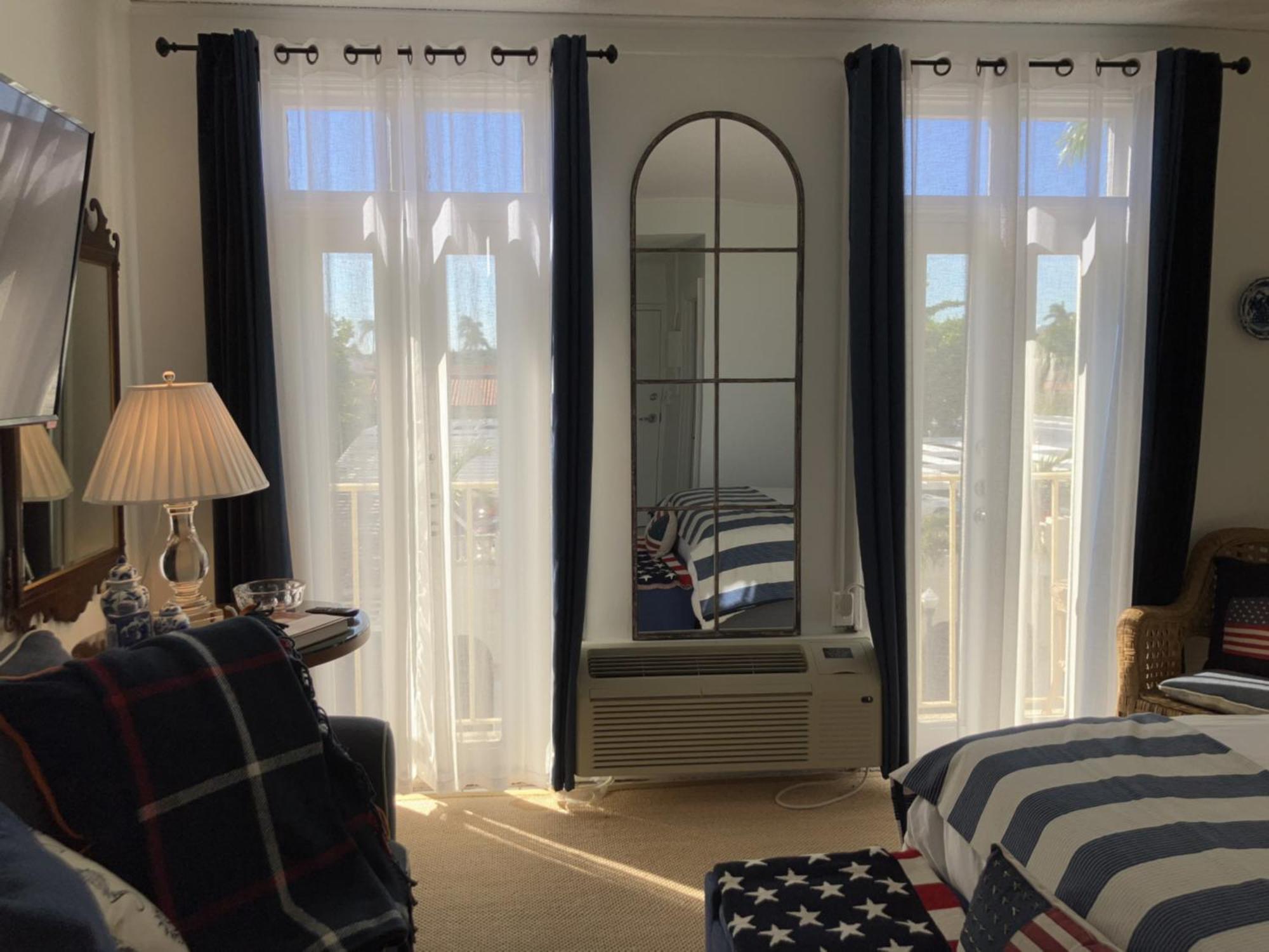 Orchid Suites - Historic Palm Beach Hotel Condominium Екстер'єр фото