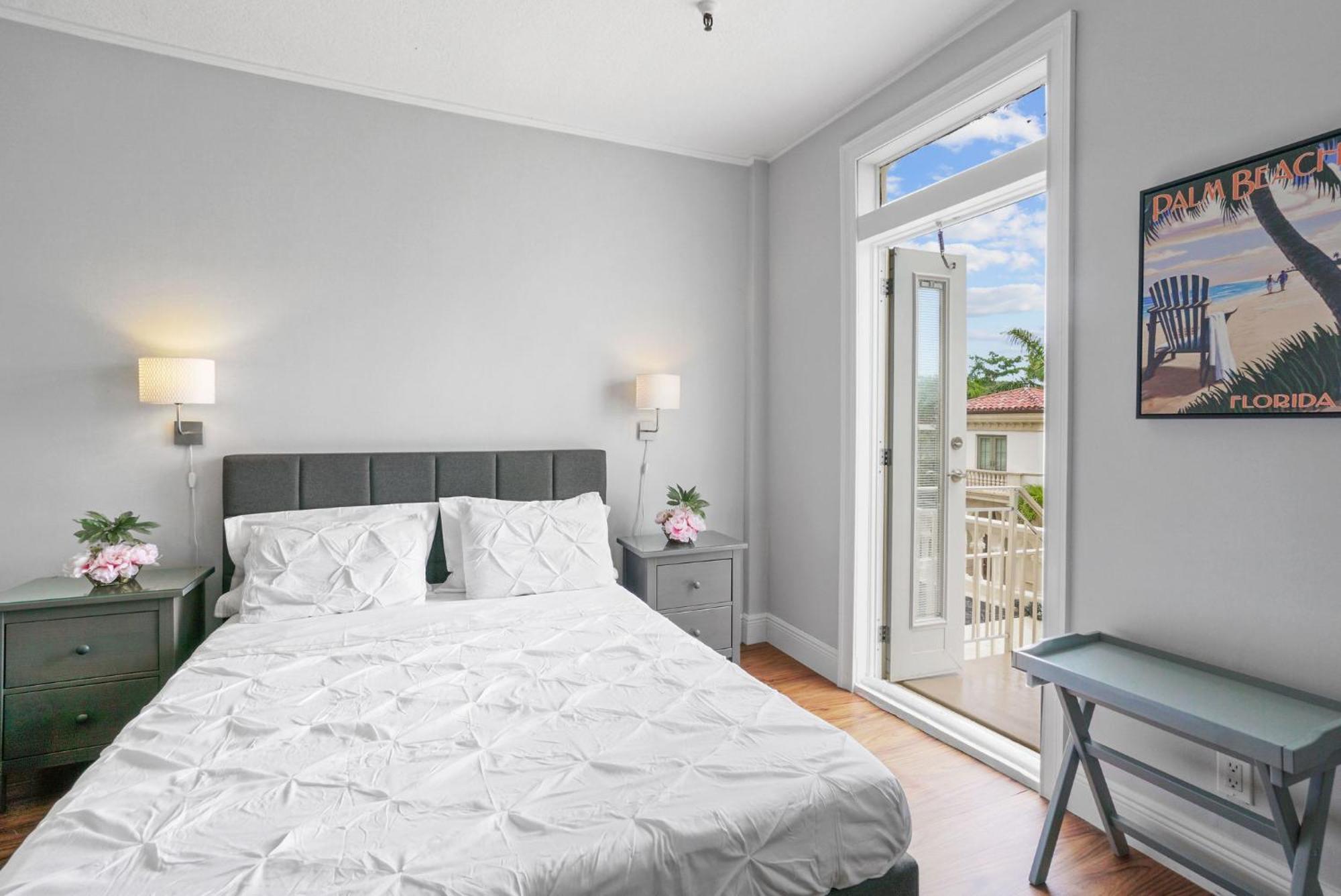 Orchid Suites - Historic Palm Beach Hotel Condominium Екстер'єр фото