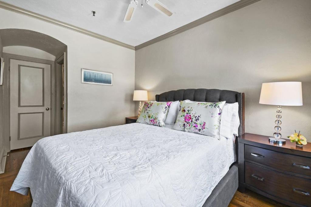 Orchid Suites - Historic Palm Beach Hotel Condominium Екстер'єр фото